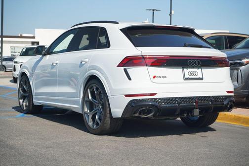 2025 Audi RS Q8 4.0T