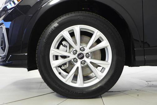 2025 Audi Q3 45 S line Premium Plus