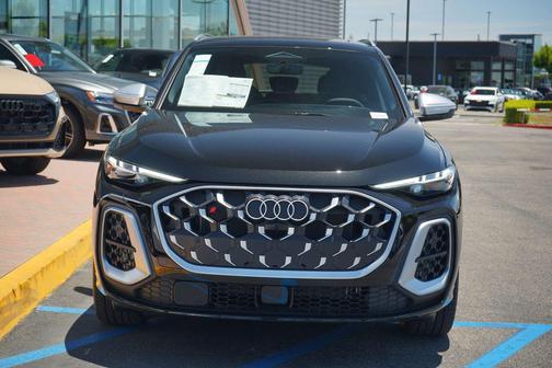 2025 Audi SQ5 3.0T Premium Plus