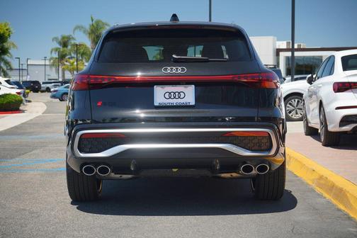2025 Audi SQ5 3.0T Premium Plus