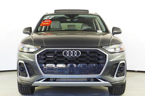 2022 Audi Q5 45 S line Premium Plus