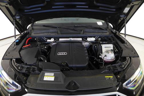 2023 Audi Q5 40 Premium