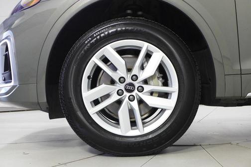 2023 Audi Q5 45 S line Premium