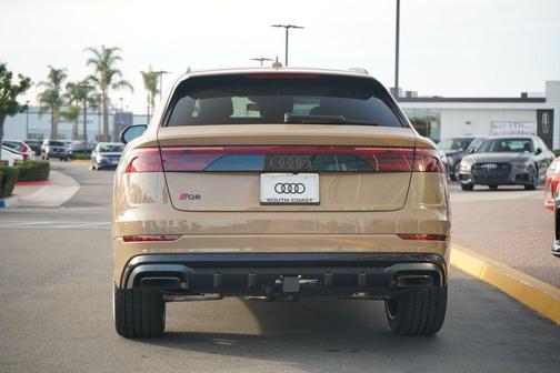 2025 Audi Q8 55 Premium Plus