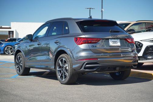 2025 Audi Q3 45 S line Premium Plus