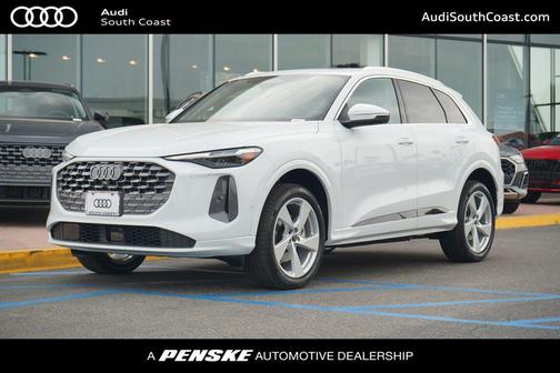 2025 Audi Q5 Premium Plus