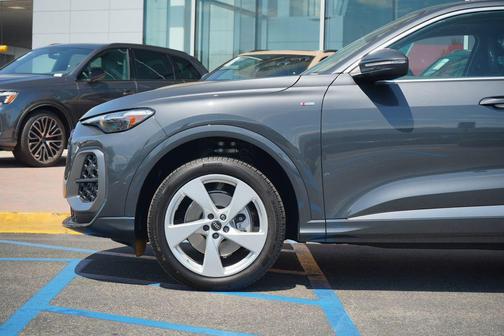 2025 Audi Q5 Sportback Premium Plus