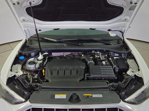 2022 Audi Q3 45 S line Premium