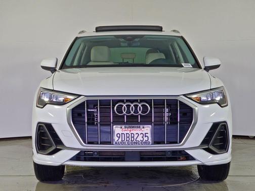 2022 Audi Q3 45 S line Premium