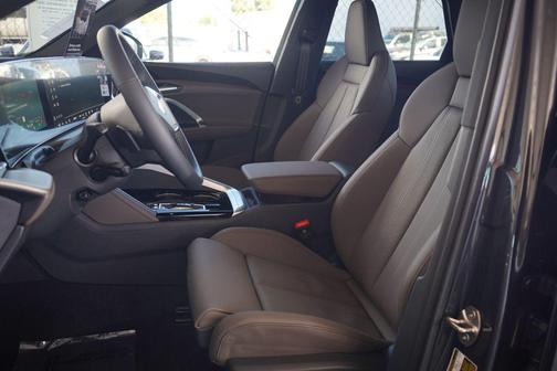 2025 Audi Q5 Prestige TFSI quattro S tronic