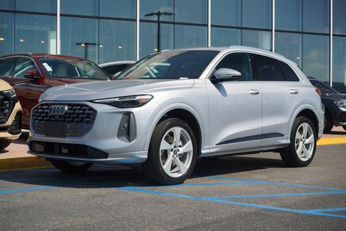 2025 Audi Q5 Premium Plus TFSI quattro S tronic