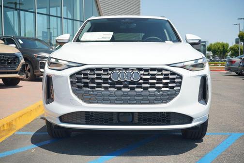 2025 Audi Q5 Premium