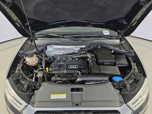 2018 Audi Q3 2.0T Premium Plus