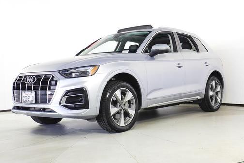 2023 Audi Q5 40 Premium Plus