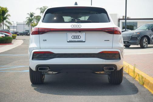 2025 Audi Q5 Premium Plus