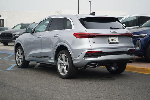 2025 Audi Q5 Premium Plus TFSI quattro S tronic