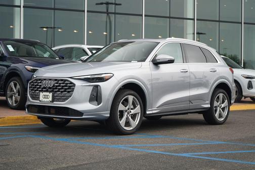 2025 Audi Q5 Premium Plus TFSI quattro S tronic