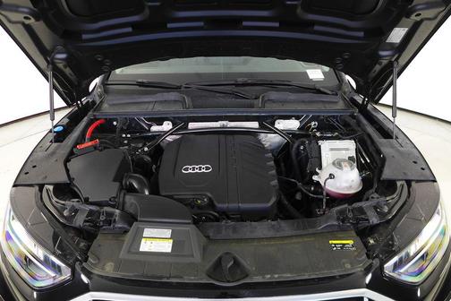 2023 Audi Q5 40 Premium