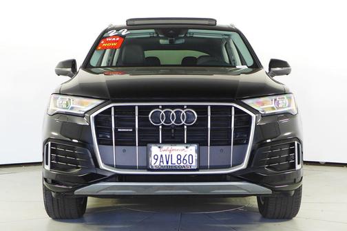 2022 Audi Q7 45 Premium