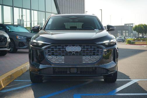 2025 Audi Q5 Premium