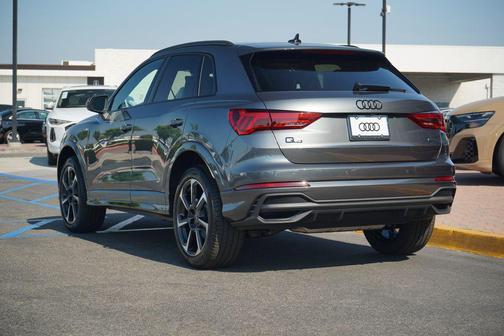 2025 Audi Q3 45 S line Premium Plus