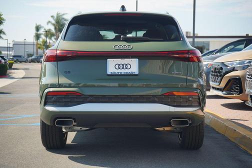 2025 Audi Q5 Premium