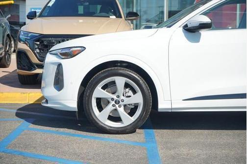 2025 Audi Q5 Prestige TFSI quattro S tronic