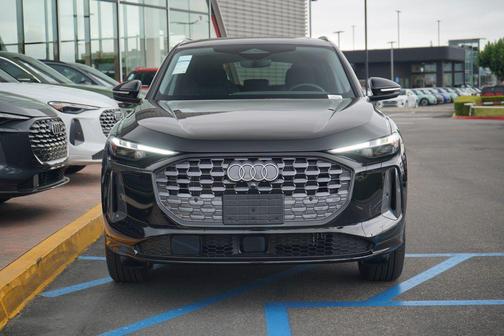 2025 Audi Q5 Premium Plus