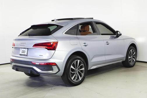 2022 Audi Q5 45 S line Premium Plus