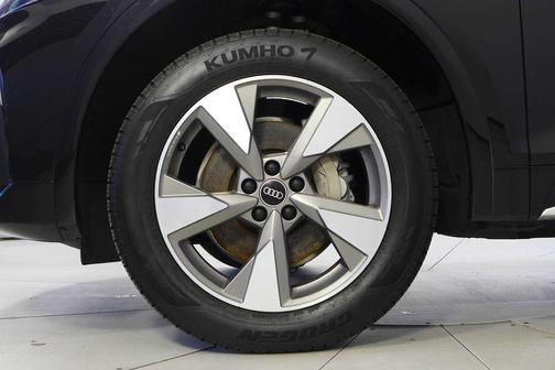 2023 Audi Q5 40 Premium