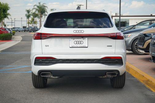 2025 Audi Q5 Premium Plus