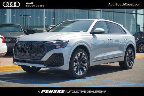 2025 Audi Q8 55 Premium Plus