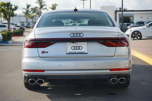 2025 Audi S8 4.0T