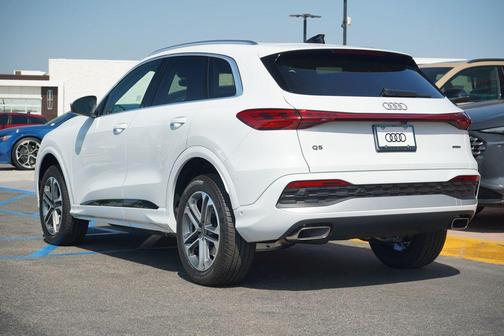 2025 Audi Q5 Premium Plus
