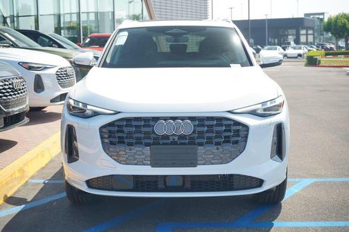 2025 Audi Q5 Premium Plus