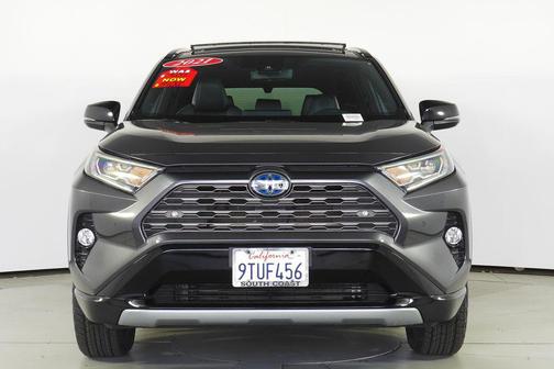 2021 Toyota RAV4 Hybrid SE