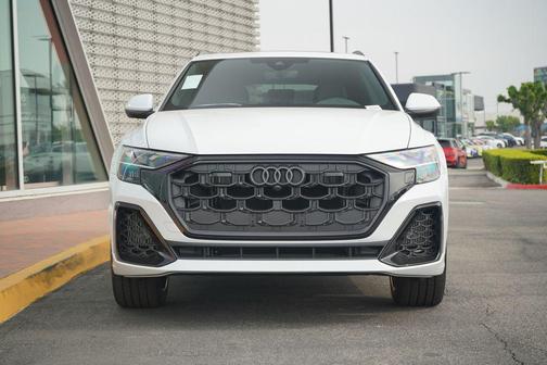 2026 Audi Q8 55 Premium Plus