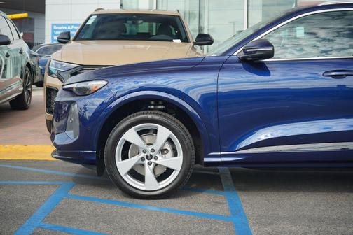 2025 Audi Q5 Premium Plus TFSI quattro S tronic