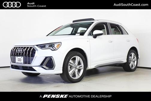 2023 Audi Q3 Premium 45 TFSI S line quattro Tiptronic