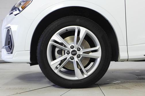 2023 Audi Q3 Premium 45 TFSI S line quattro Tiptronic