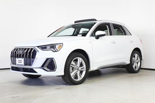 2023 Audi Q3 Premium 45 TFSI S line quattro Tiptronic