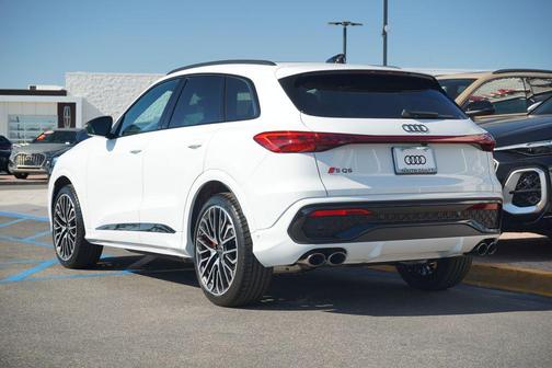 2025 Audi SQ5 3.0T Premium Plus