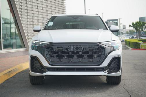 2026 Audi Q8 55 Premium Plus