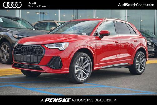 2025 Audi Q3 Premium 45 TFSI S line quattro Tiptronic
