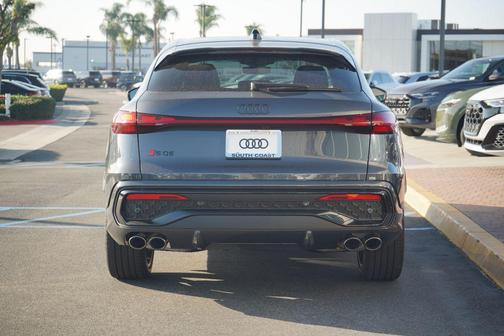 2025 Audi SQ5 3.0T Prestige