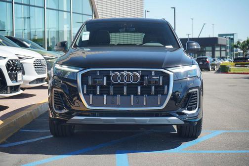 2026 Audi Q7 55 Premium Plus