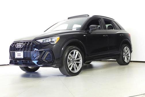 2022 Audi Q3 45 S line Premium