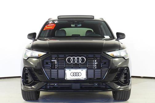2022 Audi Q3 45 S line Premium
