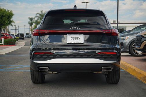2025 Audi Q5 Premium Plus