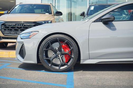 2026 Audi RS 7 4.0T Performance